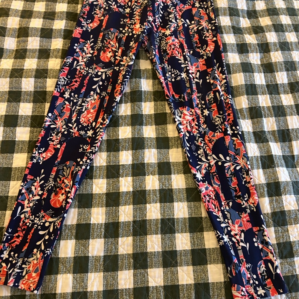 LuLaRoe Navy and Pink Floral Leggings